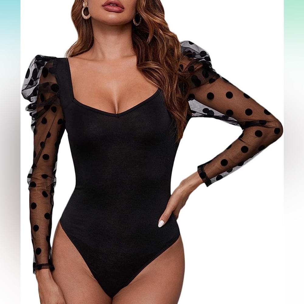 NWOT Amazon polka dot puff sleeve bodysuit size large.